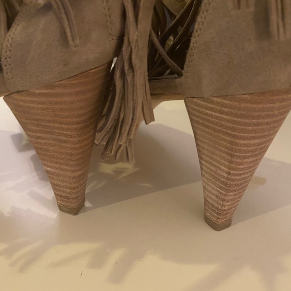 Kennel Schmenger Fringe sandals - Picture 8 of 11